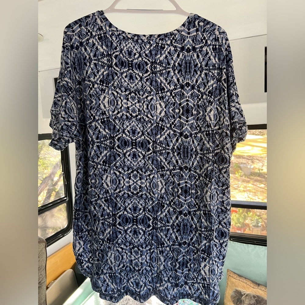 Sunday Shirt (size: 2X) - Picture 2 of 4